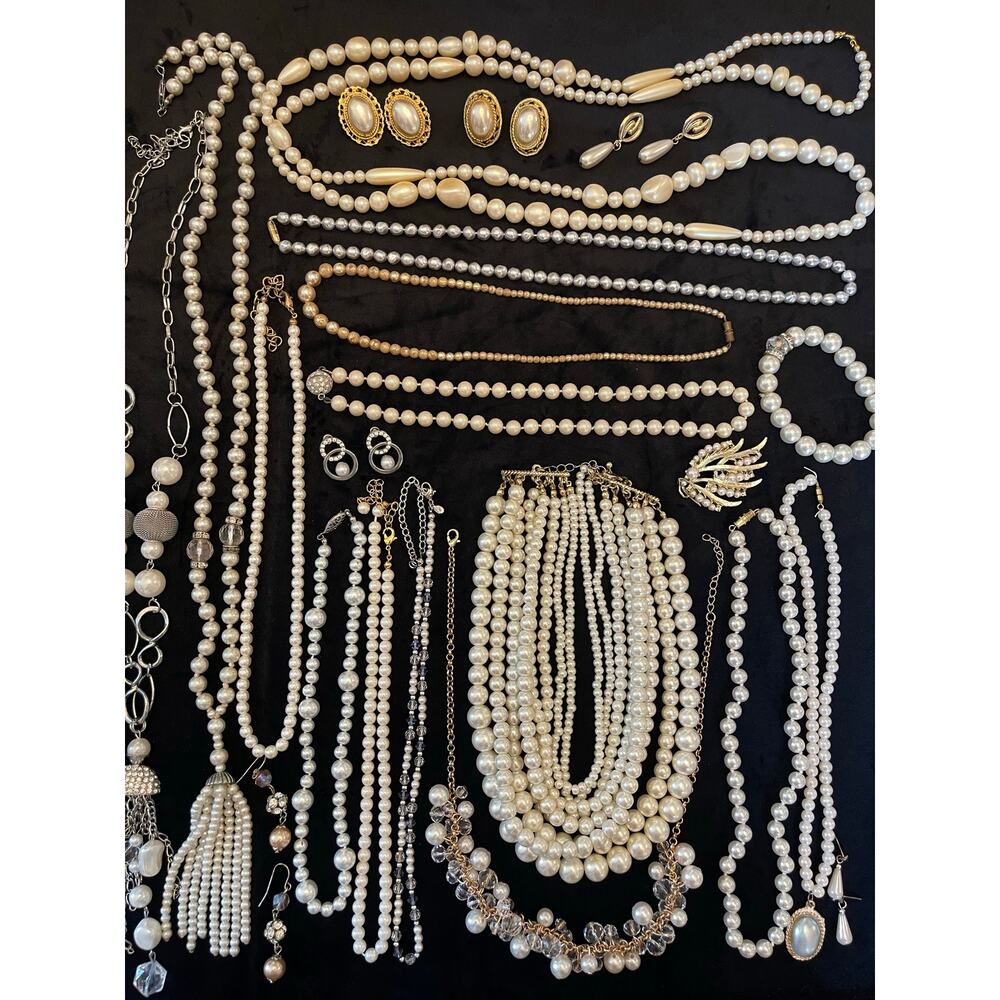 VTG Estate Large 1.72lb Faux Glass Pearl Earring Necklace Bracelet Bundle Lot